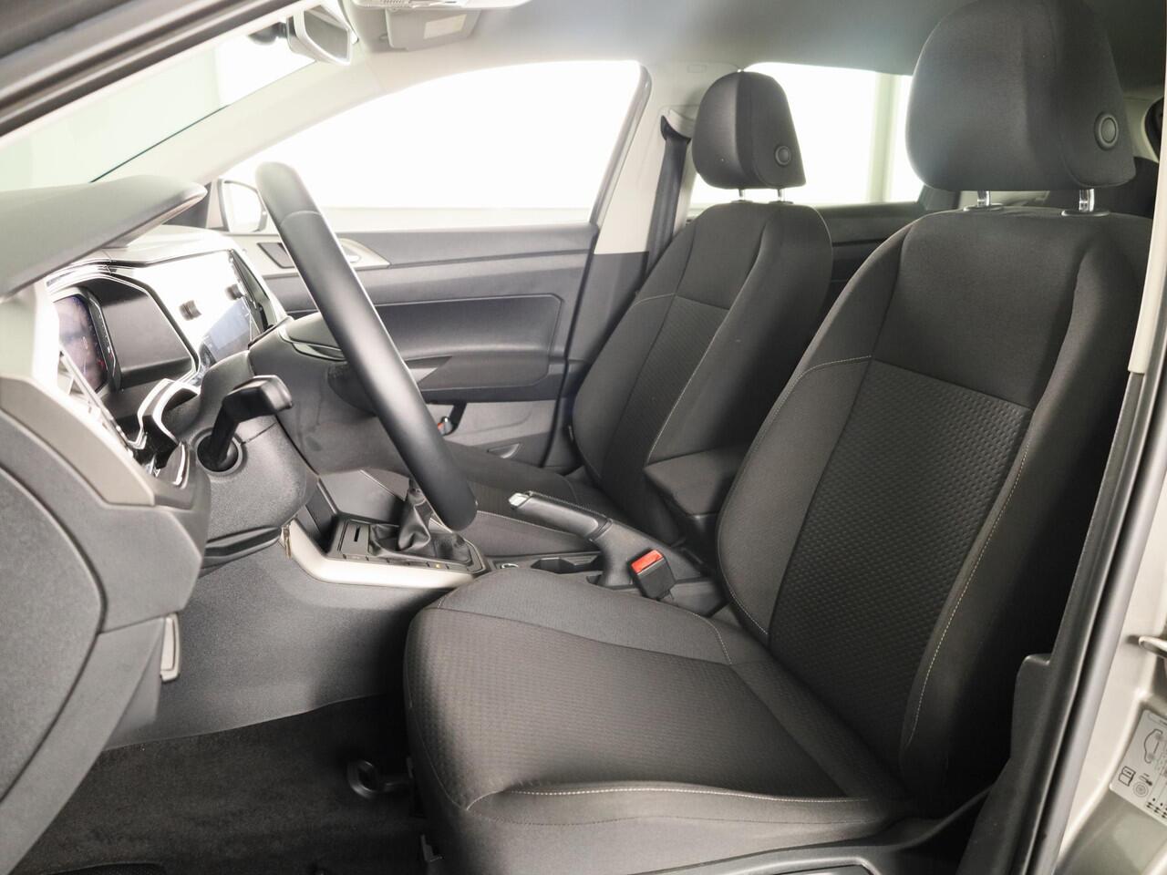 Volkswagen POLO 1.0 TSI Comfortline 95 pk | Navigatie | Parkeersensoren | LED koplampen | Adaptieve cruise control | Voll. digitaal instrumentenpaneel | Apple Carplay/Android Auto |