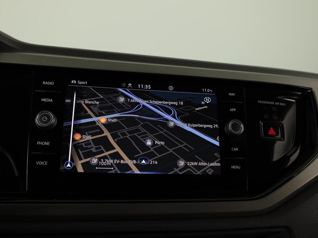 Volkswagen POLO 1.0 TSI Comfortline Business 95 PK | Navigatie | Parkeersensoren voor en achter | Automatische airco |