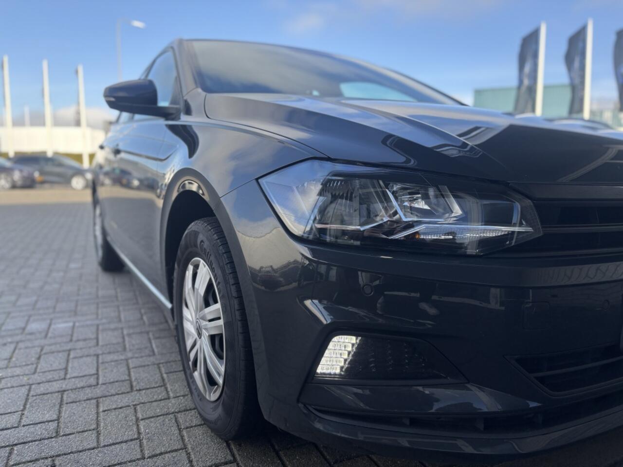 Volkswagen POLO 1.0 MPI Trendline