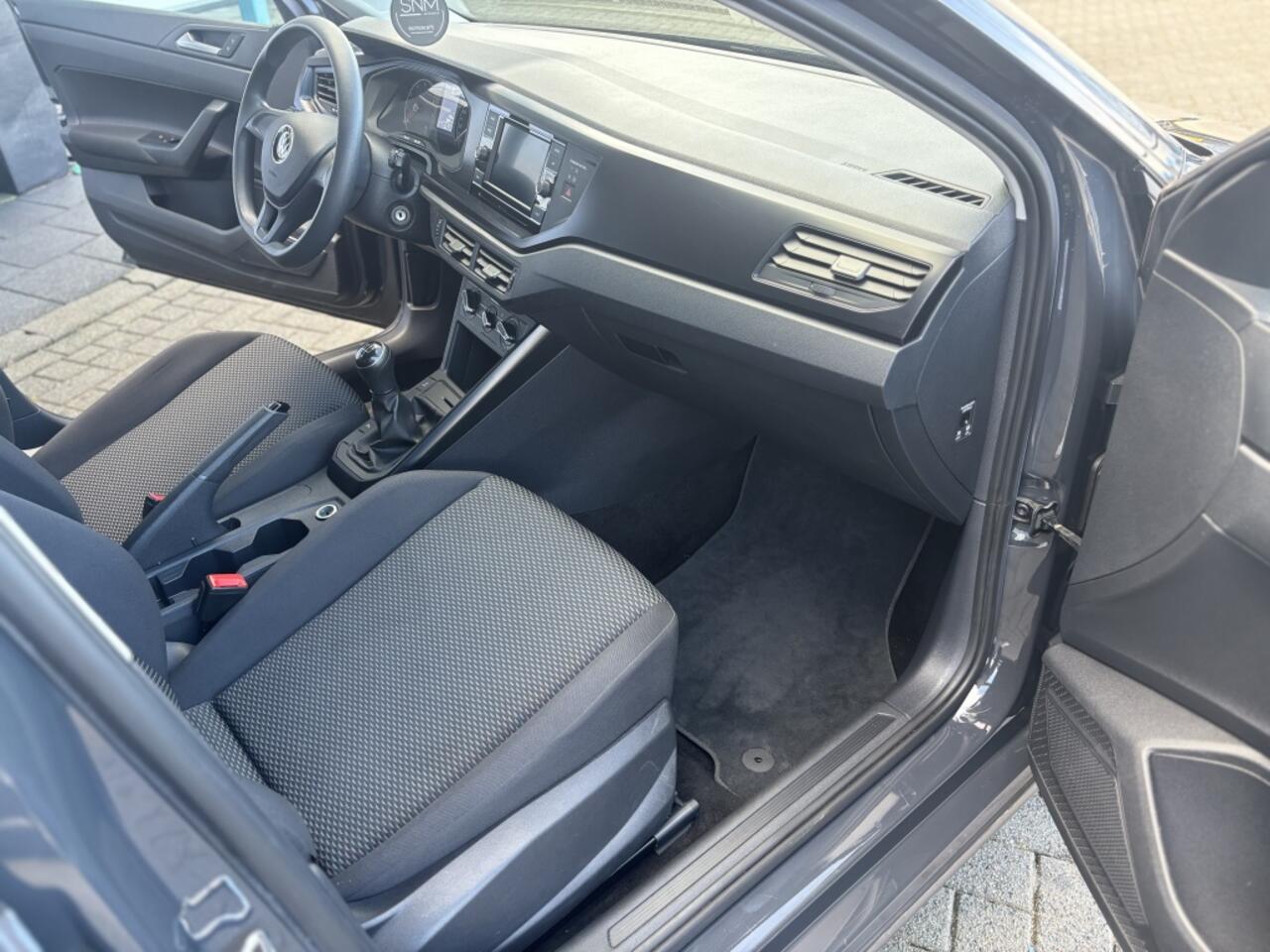 Volkswagen POLO 1.0 MPI Trendline