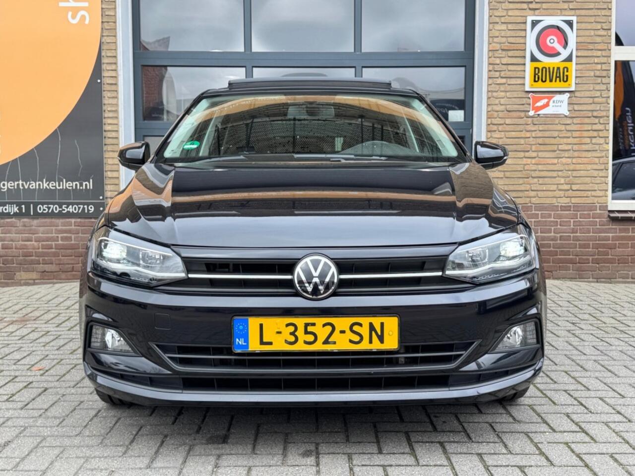 Volkswagen POLO 1.0 TSI COMFORTLINE 5-DEURS VIRTUAL DASH/PANODAK/CAMERA/NL-AUTO/1E EIG.