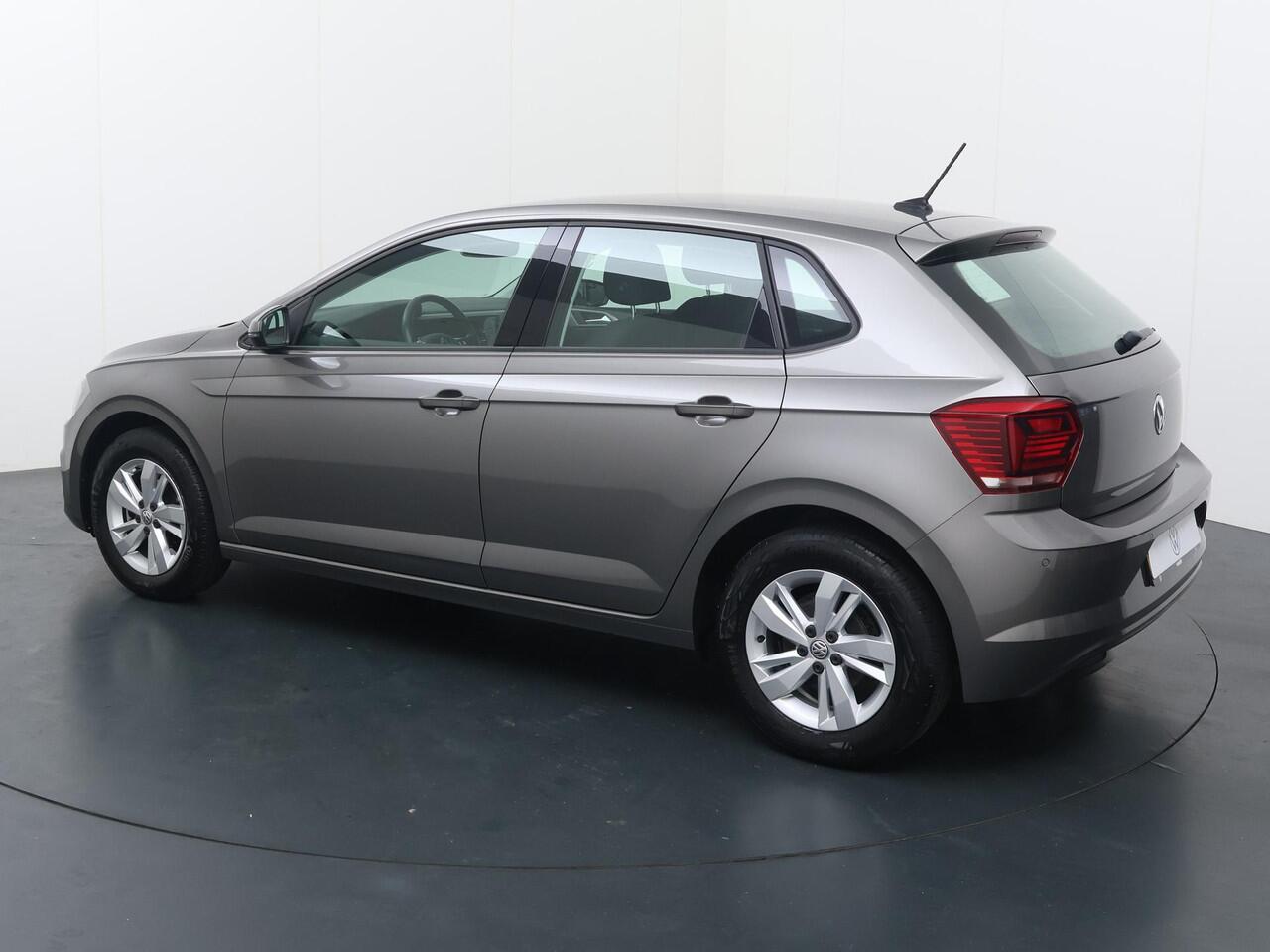 Volkswagen POLO 1.0 TSI Comfortline | 95 PK | Automaat | Adaptive cruise control | Apple Carplay/Android Auto | Parkeersensoren |