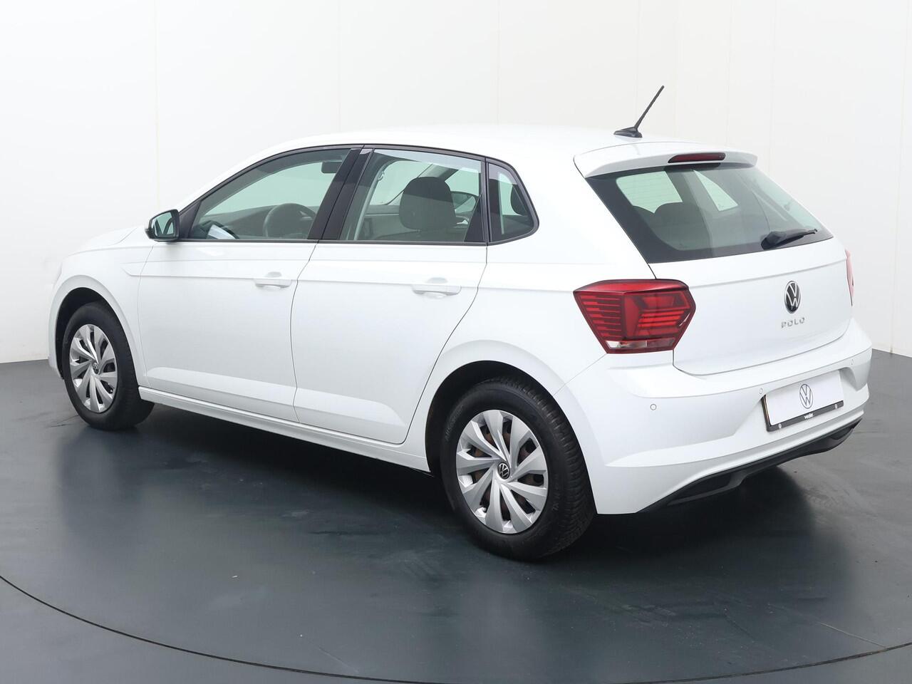 Volkswagen POLO 1.0 TSI Comfortline | 95 PK | Adaptive cruise control | Parkeersensoren | Navigatiesysteem |