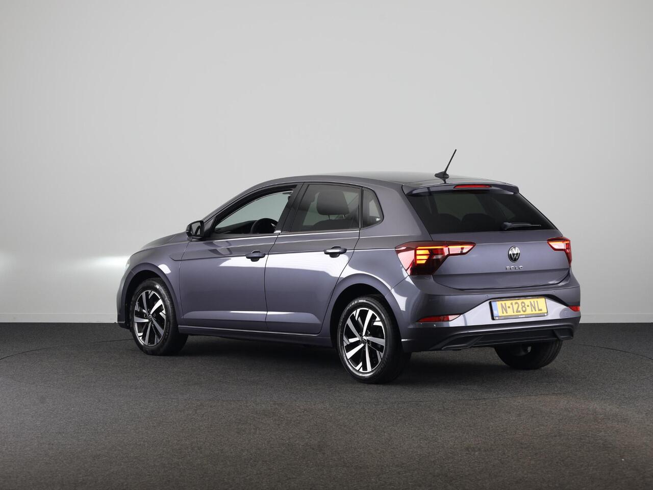 Volkswagen POLO 1.0 TSI Life 95 pk | Navigatie via App | Parkeersensoren | Adaptieve cruise control | LED koplampen |