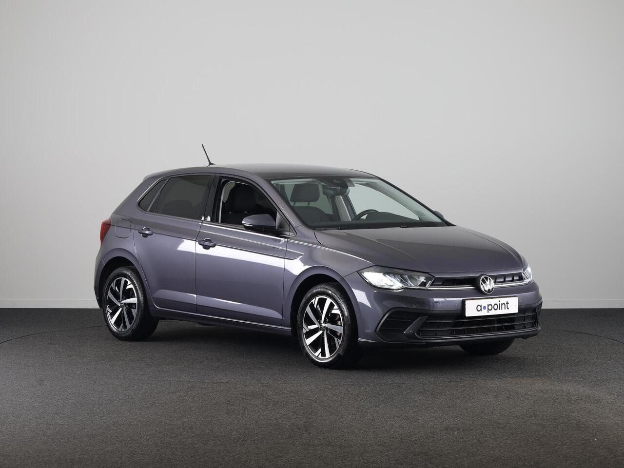 Volkswagen POLO 1.0 TSI Life 95 pk | Navigatie via App | Parkeersensoren | Adaptieve cruise control | LED koplampen |