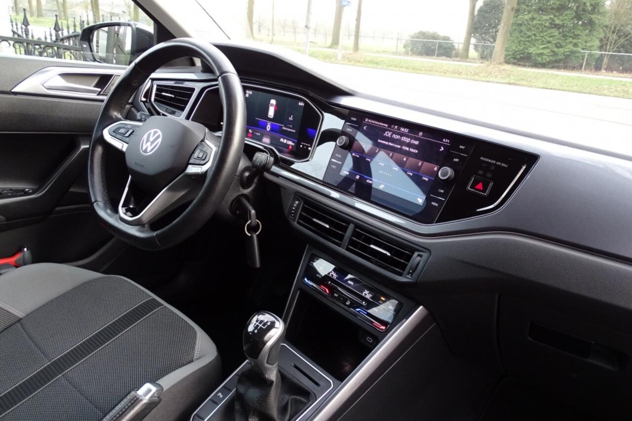 Volkswagen POLO 1.0 TSI Style Virtual Cockpit IQ licht Nieuwe type