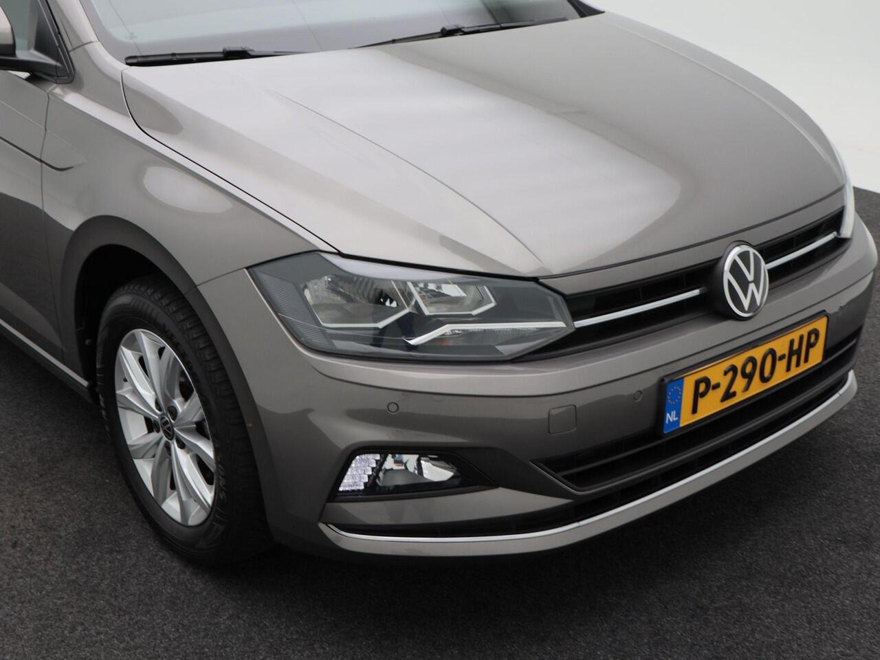Volkswagen POLO 1.0 TSi Automaat Highline | Stoelverwarming | Camera | Carplay | Adaptive Cruise | 16 Inch | 54.117 Km !!