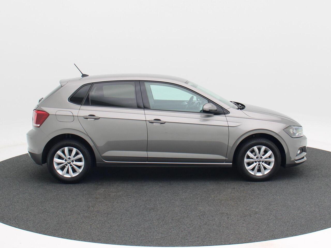 Volkswagen POLO 1.0 TSi Automaat Highline | Stoelverwarming | Camera | Carplay | Adaptive Cruise | 16 Inch | 54.117 Km !!