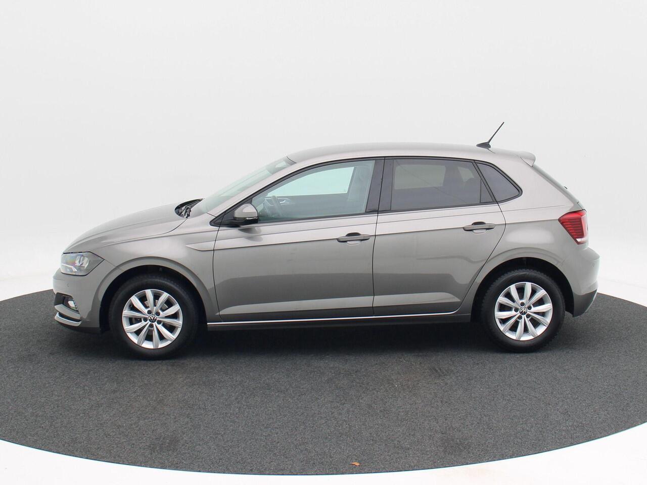 Volkswagen POLO 1.0 TSi Automaat Highline | Stoelverwarming | Camera | Carplay | Adaptive Cruise | 16 Inch | 54.117 Km !!