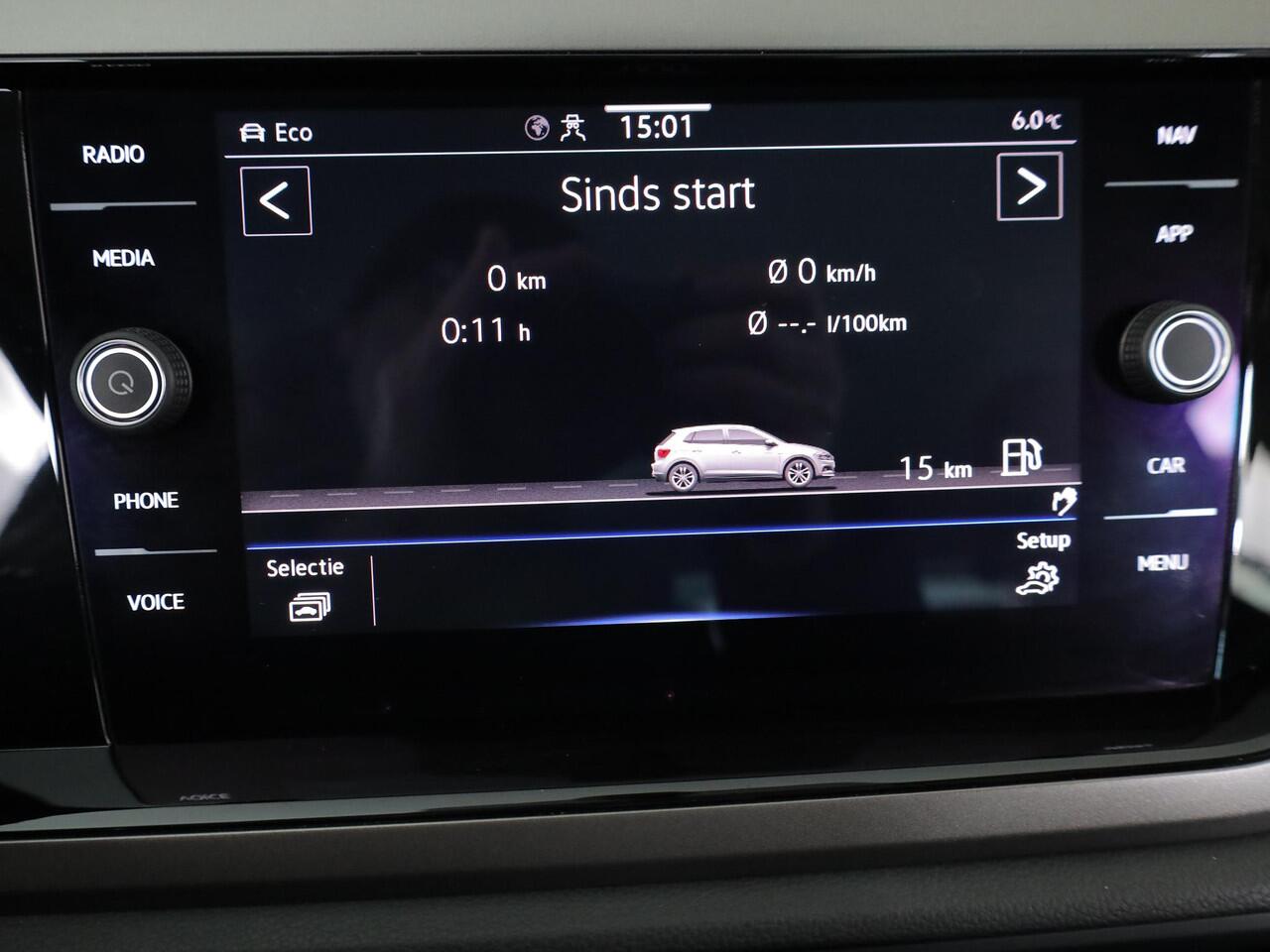 Volkswagen POLO 1.0 TSI Comfortline Business 95 pk | Navigatie | Parkeersensoren | Achteruitrijcamera | Adaptieve cruise control |