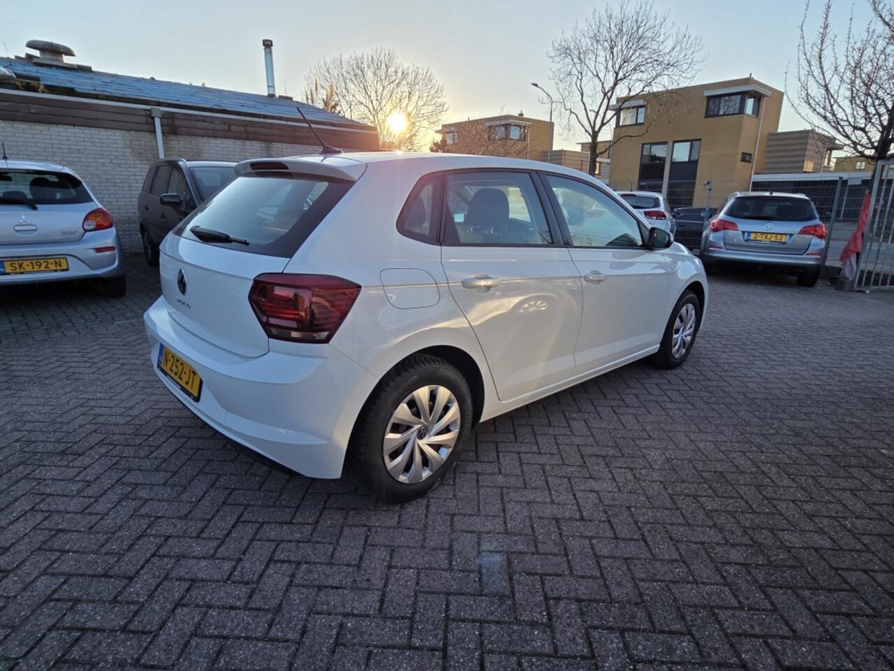 Volkswagen POLO 1.0 TSI Comfortline, navigatie, Apple carplay/andriod
