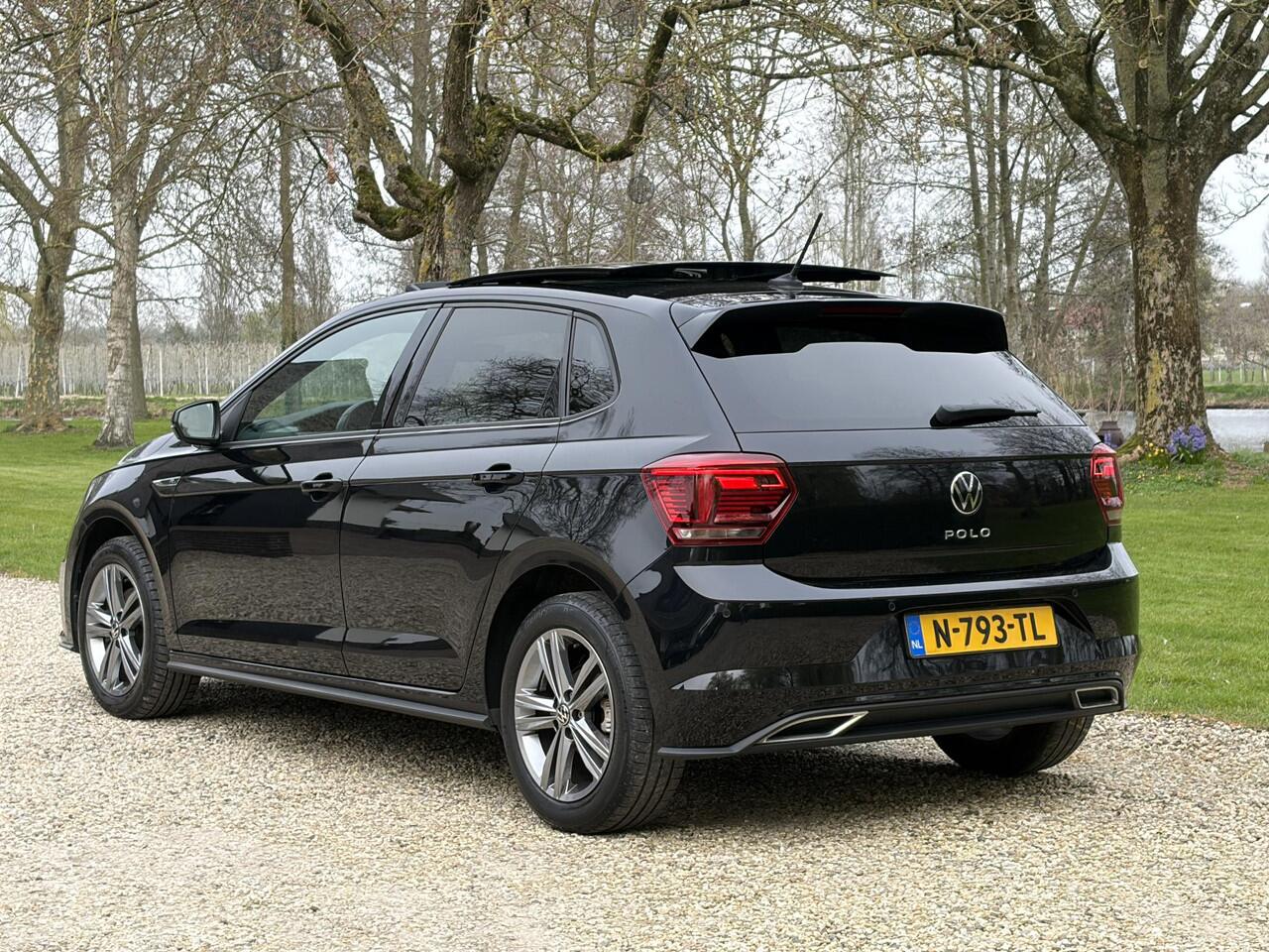 Volkswagen POLO 110PK R-Line Carplay, DSG, Virtueel, Schuifdak