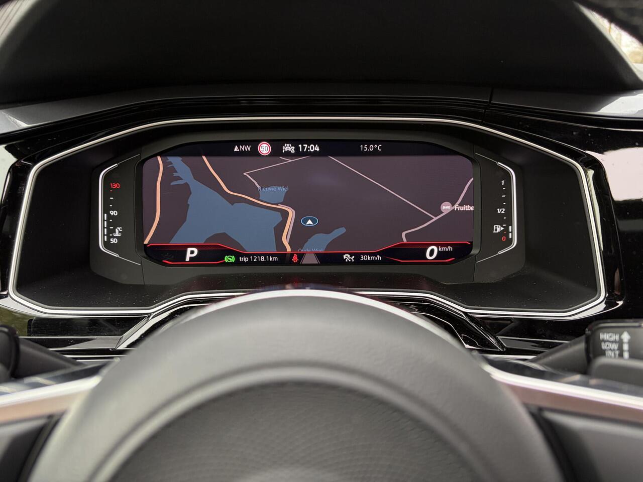 Volkswagen POLO 110PK R-Line Carplay, DSG, Virtueel, Schuifdak