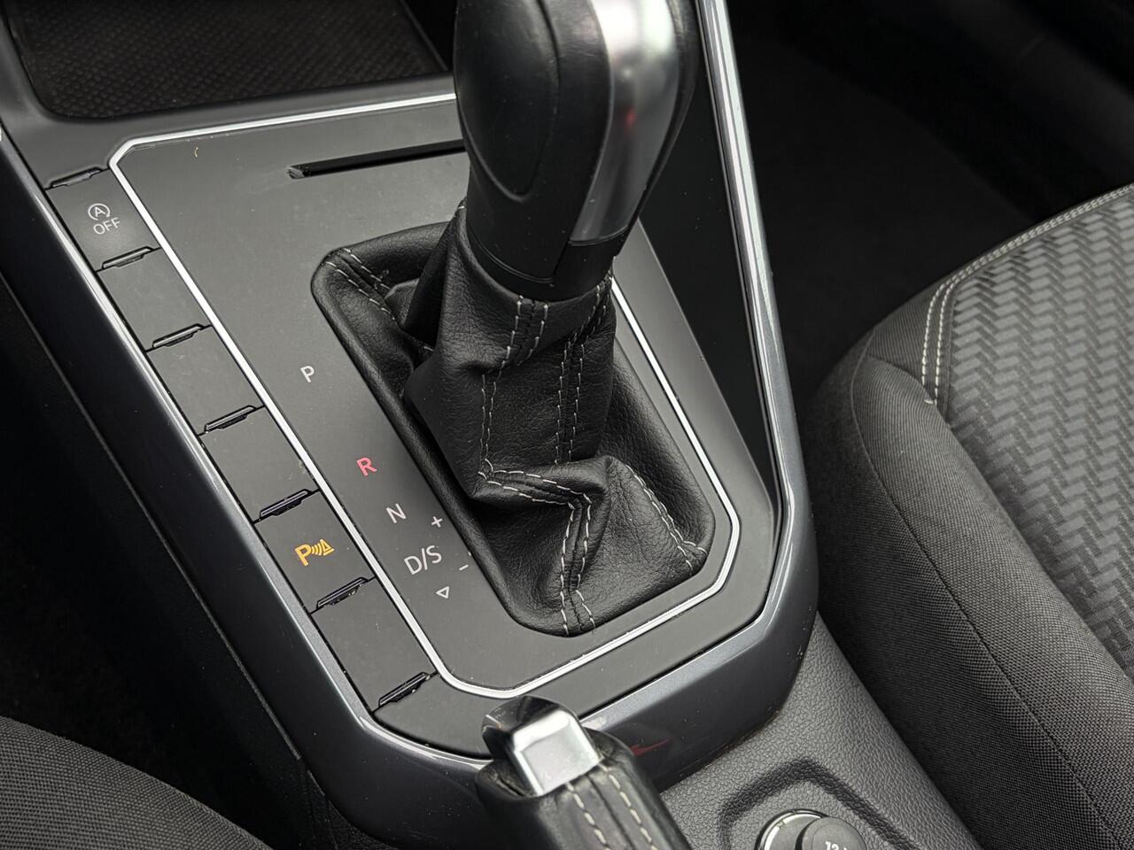Volkswagen POLO 110PK R-Line Carplay, DSG, Virtueel, Schuifdak