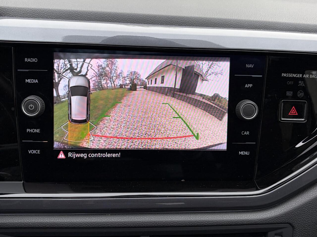 Volkswagen POLO 110PK R-Line Carplay, DSG, Virtueel, Schuifdak