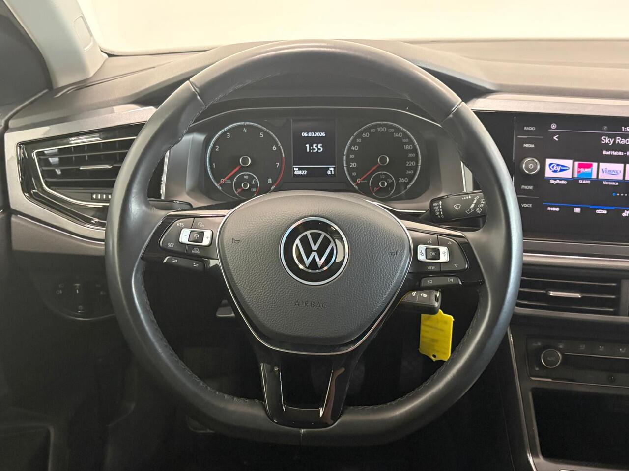 Volkswagen POLO 1.0 TSI 110pk DSG Highline | Navigatie | Apple Carplay/Android Auto | Parkeersensoren | Adaptive Cruise Control | Stoelverwarming | Getinte ramen | Climatronic