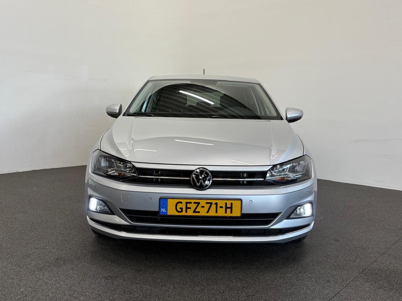 Volkswagen POLO 1.0 TSI 110pk DSG Highline | Navigatie | Apple Carplay/Android Auto | Parkeersensoren | Adaptive Cruise Control | Stoelverwarming | Getinte ramen | Climatronic