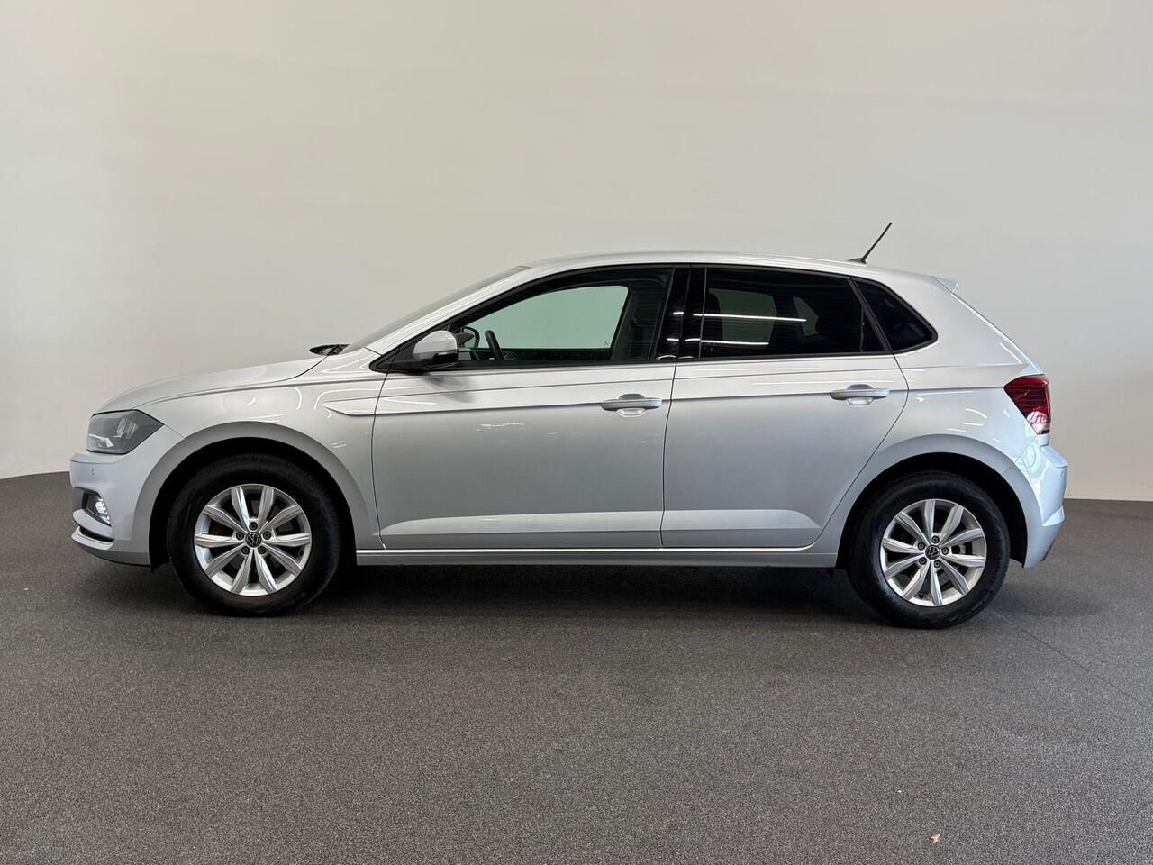 Volkswagen POLO 1.0 TSI 110pk DSG Highline | Navigatie | Apple Carplay/Android Auto | Parkeersensoren | Adaptive Cruise Control | Stoelverwarming | Getinte ramen | Climatronic