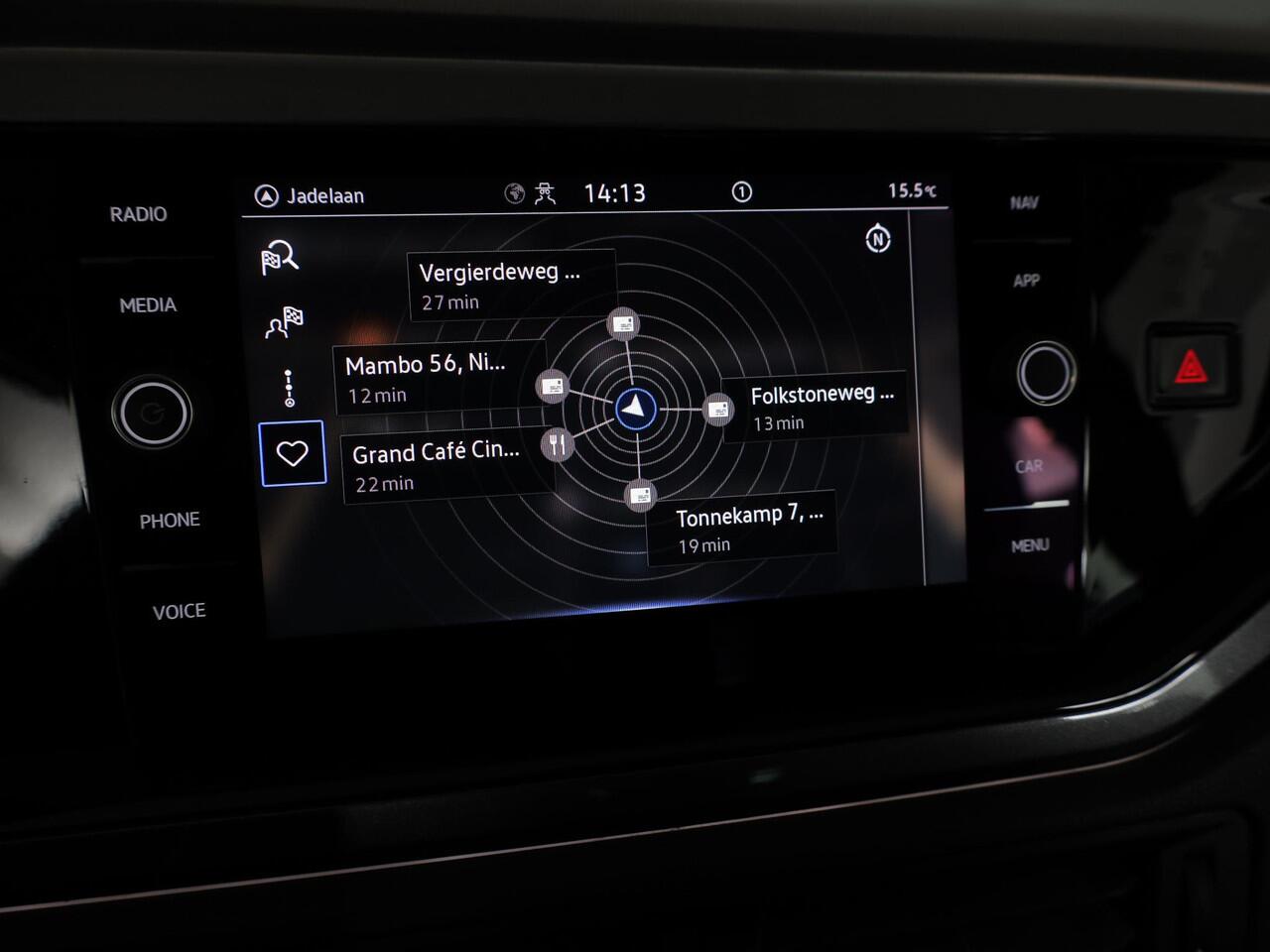 Volkswagen POLO 1.0 TSI Highline 95pk 5bak| digital display| Navi| 16'LM-velgen| Camera|