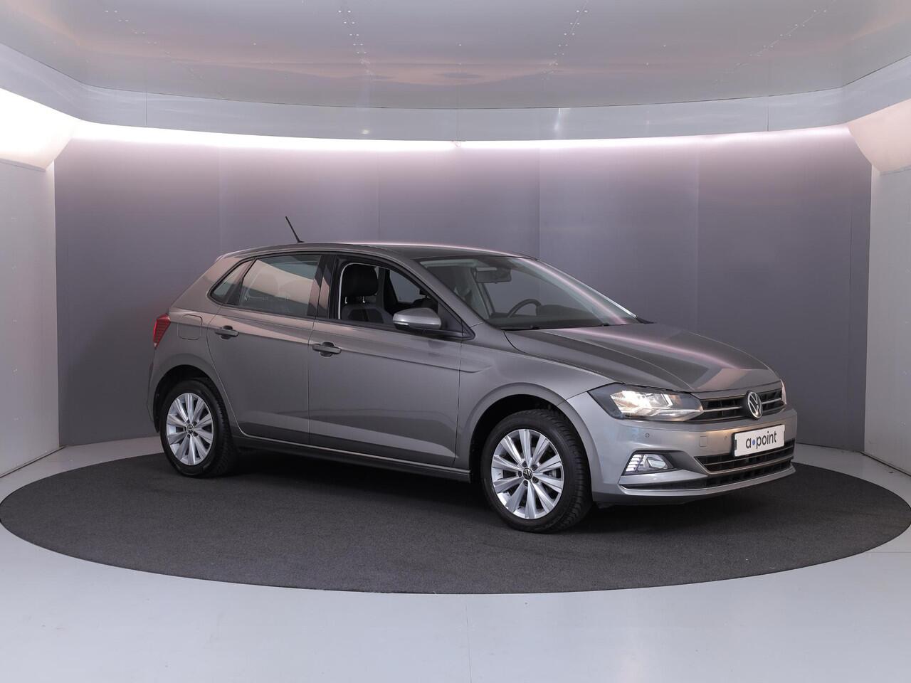 Volkswagen POLO 1.0 TSI Highline 95pk 5bak| digital display| Navi| 16'LM-velgen| Camera|