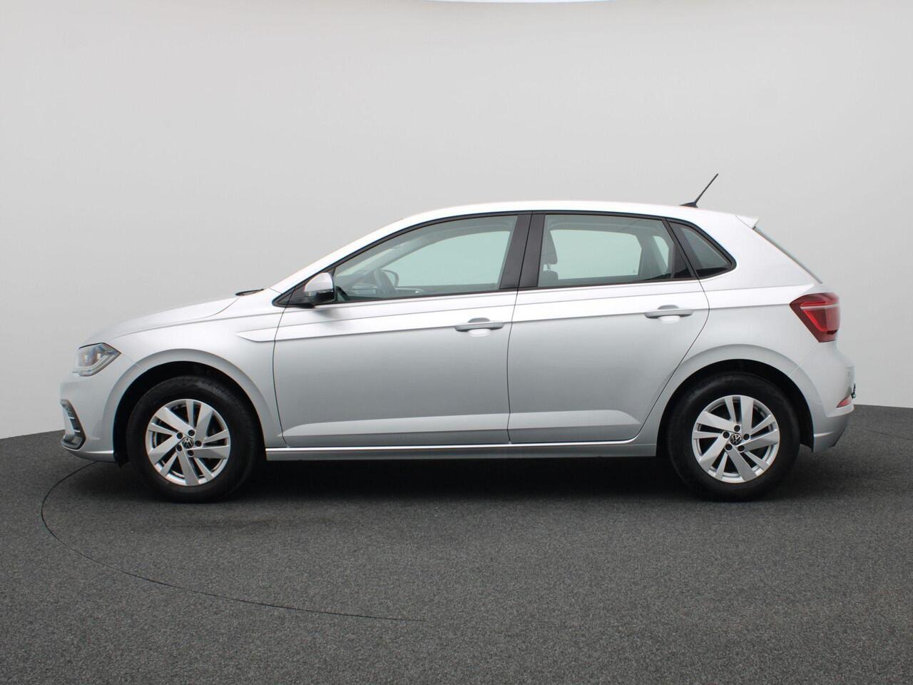 Volkswagen POLO 1.0 TSI Style 95PK Adaptieve Cruise Controle, Achteruitrijcamera, Matrix-LED Verlichting, Navi via Apple Carplay/Android Auto, Stoelverwarming, Clima, Trekhaak, 15" LM Velgen