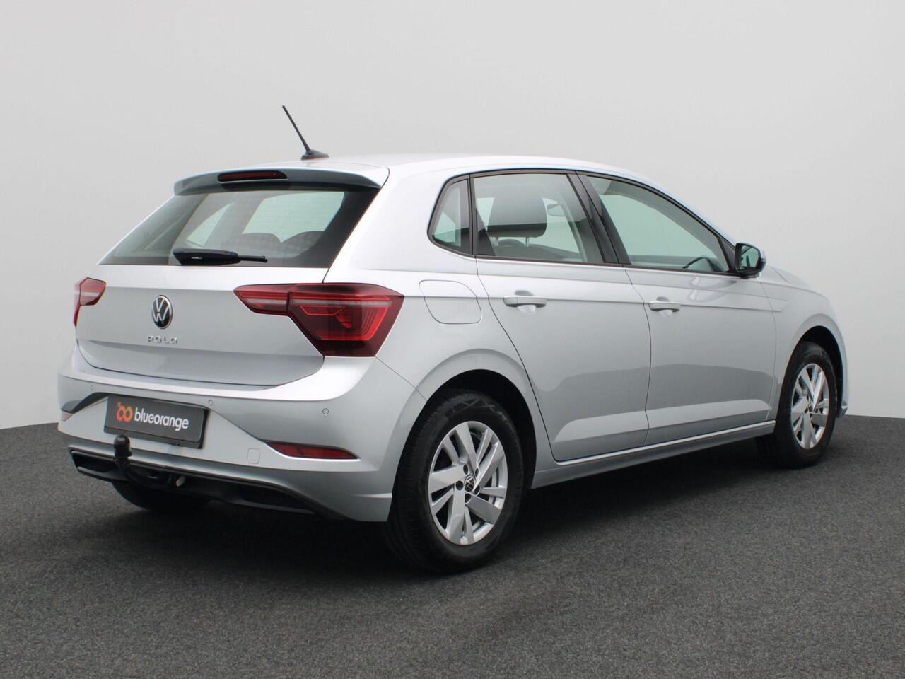 Volkswagen POLO 1.0 TSI Style 95PK Adaptieve Cruise Controle, Achteruitrijcamera, Matrix-LED Verlichting, Navi via Apple Carplay/Android Auto, Stoelverwarming, Clima, Trekhaak, 15" LM Velgen