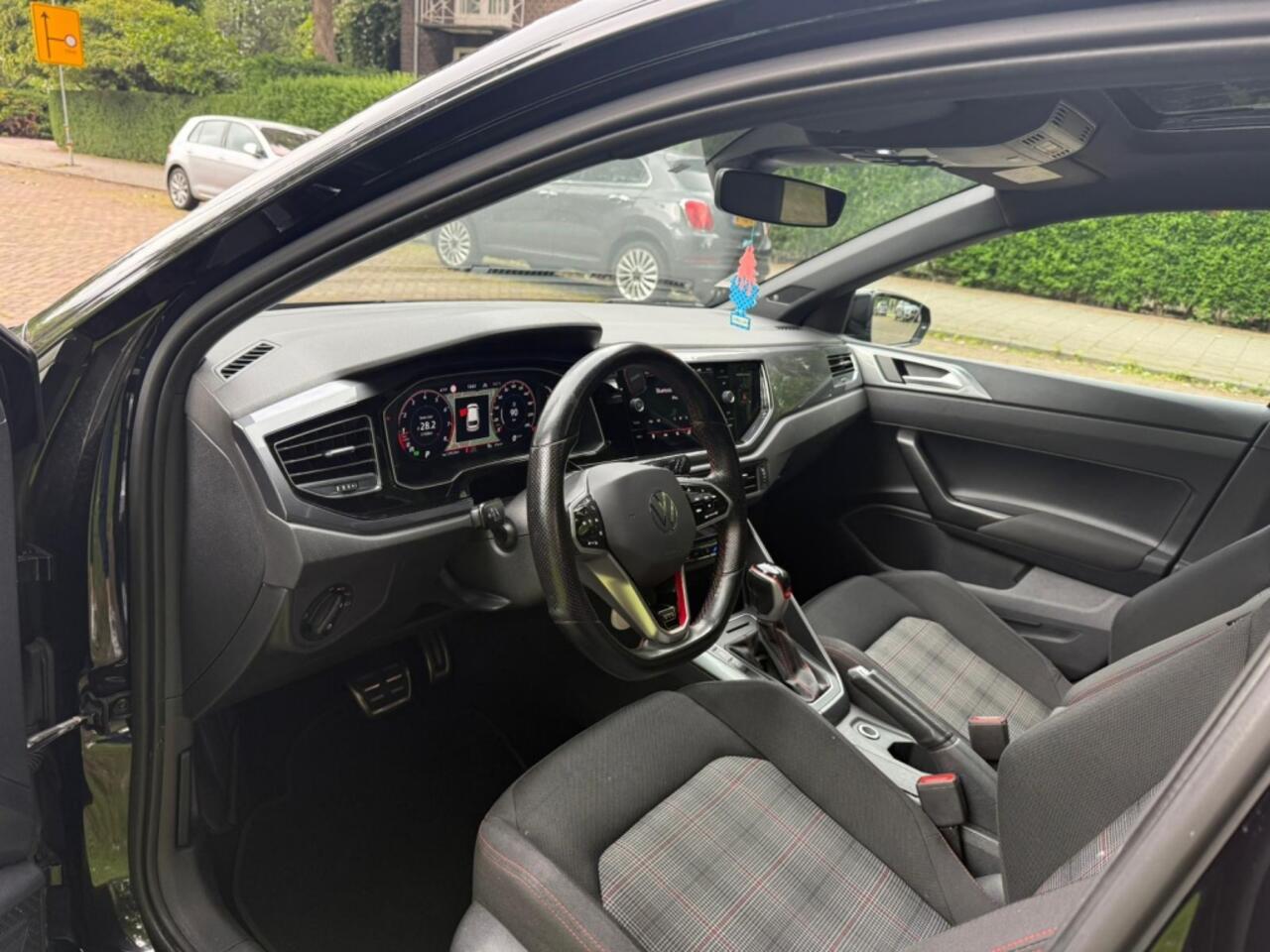 Volkswagen POLO 2.0 TSI GTI PANO FULL OPTIE