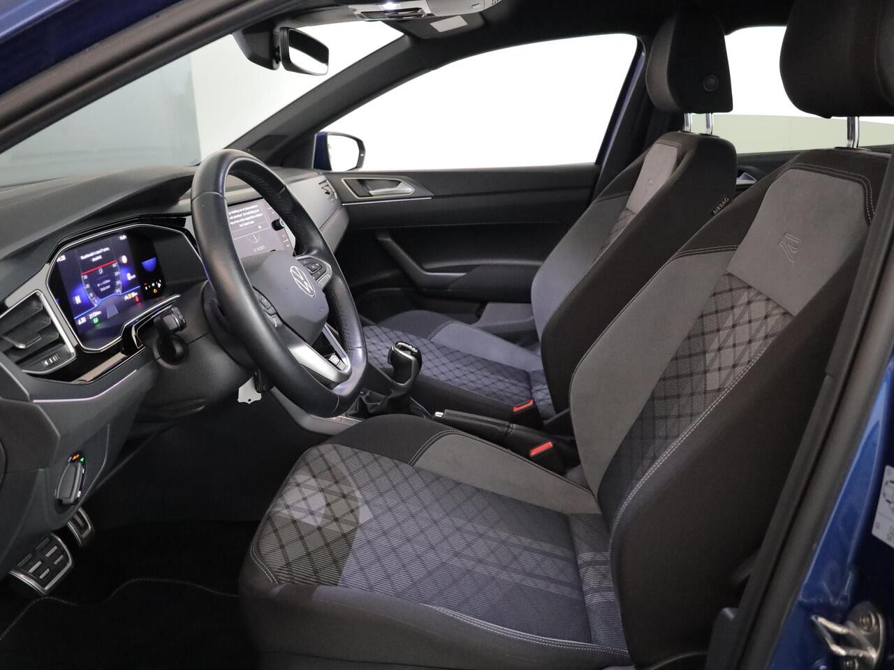 Volkswagen POLO 1.0 TSI R-Line 110pk DSG| Navi| 17'LMvelgen | Matrix LEDlampen| Digital display