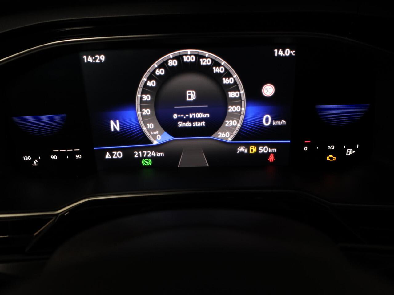 Volkswagen POLO 1.0 TSI R-Line 110pk DSG| Navi| 17'LMvelgen | Matrix LEDlampen| Digital display