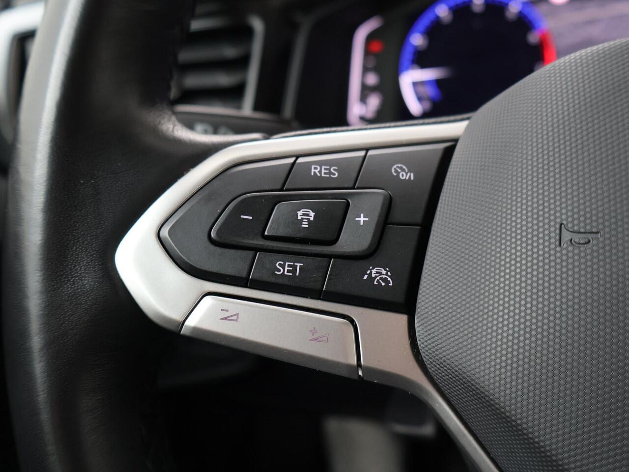 Volkswagen POLO 1.0 TSI Life | 95 PK | Navigatiesysteem | Digital cockpit pro | Parkeersensoren |