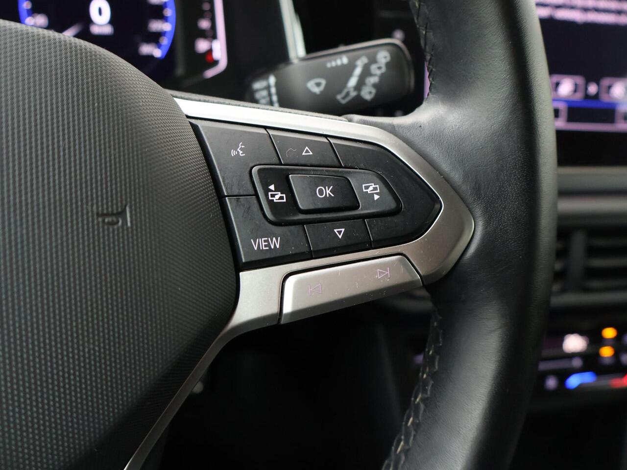 Volkswagen POLO 1.0 TSI R-Line | 95 PK | Panoramadak | Matrix LED koplampen | Navigatiesysteem | R-Line |