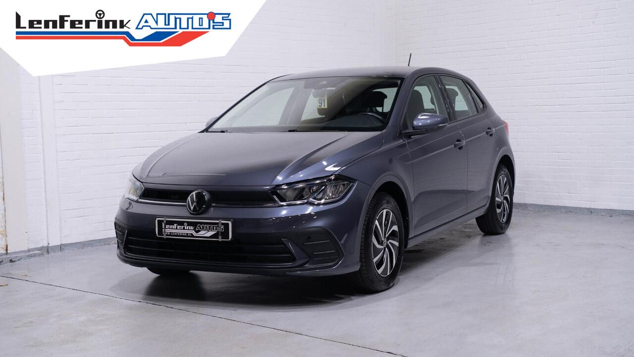Volkswagen POLO 1.0 TSI Life Business Navigatie NAP 1e Eig. ACC ECC PDC v+a Apple-carplay Camera Digi-cockpit Stoelverwarming Rijklaar!