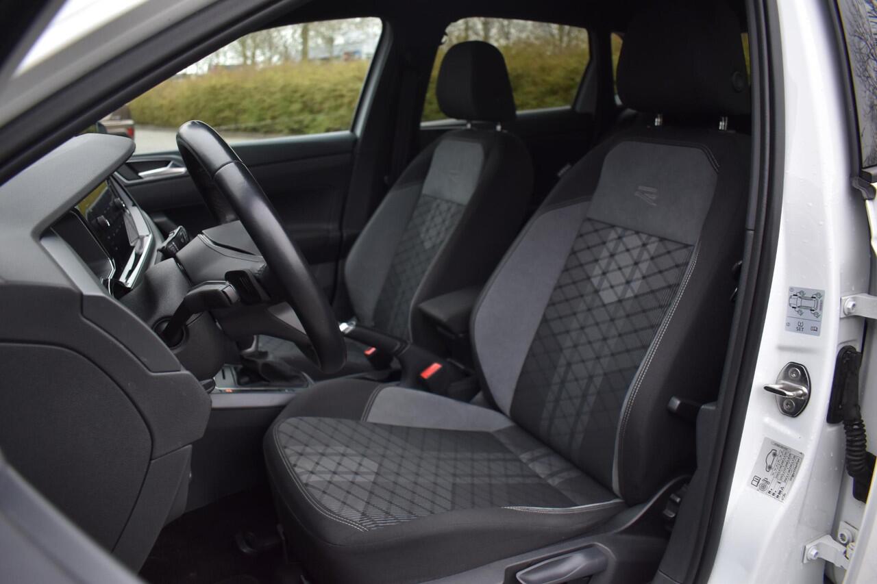 Volkswagen POLO 1.0 TSI R-Line DSG IQ LED Clima Virtual Carplay