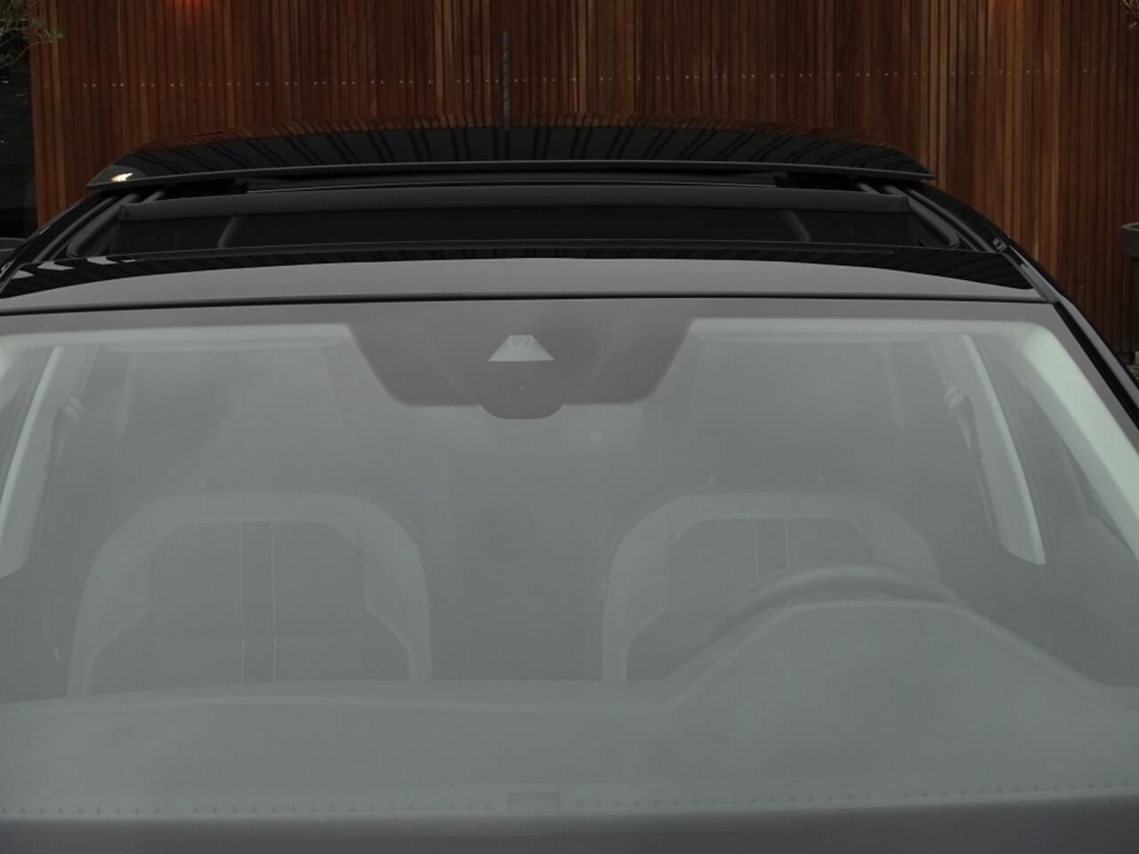 Volkswagen POLO 1.0 TSI 95PK DSG automaat / R-Line / RNS / IQ-Light