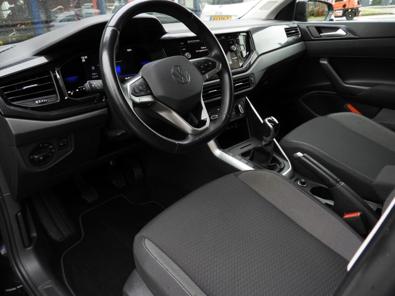 Volkswagen POLO 1.0 TSI LIFE CARPLAY/VIRTUAL/ADAPTIVE