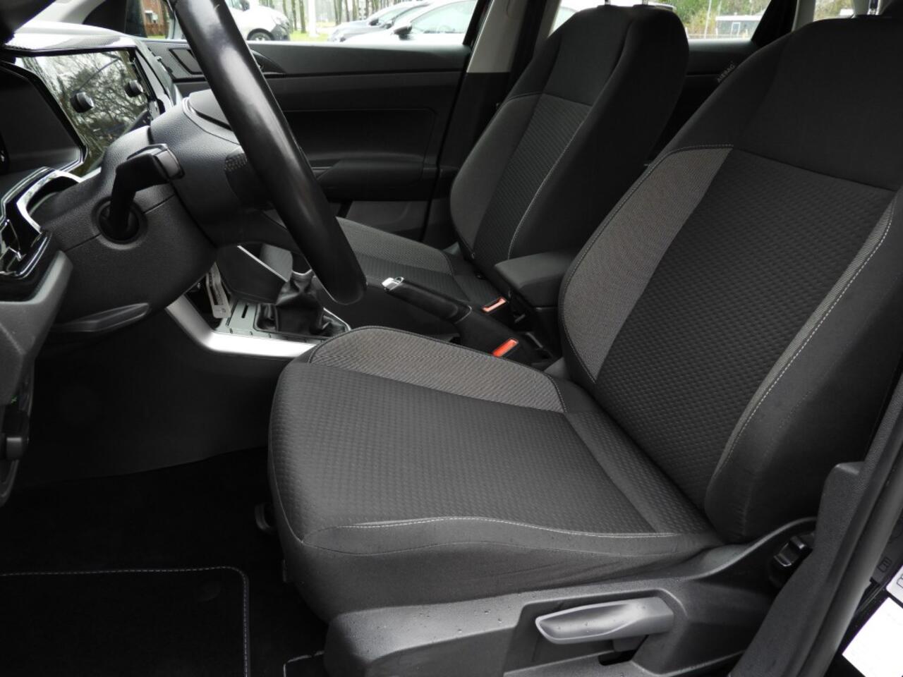 Volkswagen POLO 1.0 TSI LIFE CARPLAY/VIRTUAL/ADAPTIVE