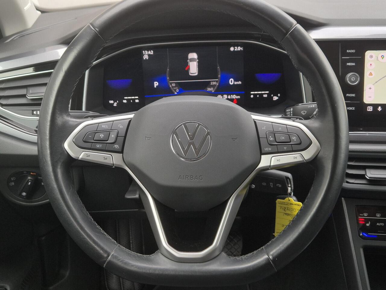 Volkswagen POLO 1.0 TSI Style Automaat / All season banden / Stoelen-pakket / Virtual cockpit / Stoelverwarming / Adaptief cruise control / Apple Carplay Android Auto / Trekgewicht 1100 kg / Climate control / Parkeersensoren voor en achter /