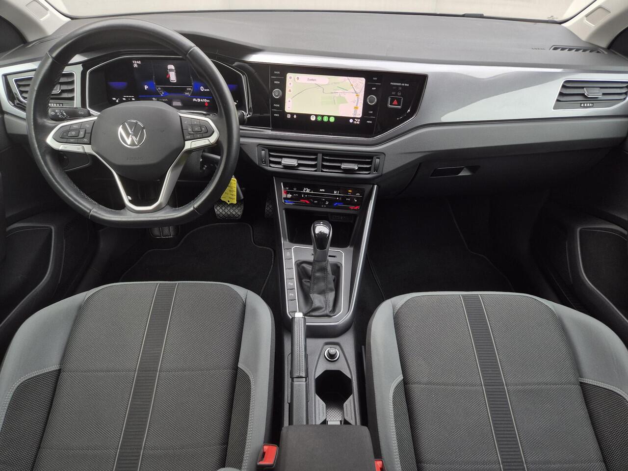 Volkswagen POLO 1.0 TSI Style Automaat / All season banden / Stoelen-pakket / Virtual cockpit / Stoelverwarming / Adaptief cruise control / Apple Carplay Android Auto / Trekgewicht 1100 kg / Climate control / Parkeersensoren voor en achter /