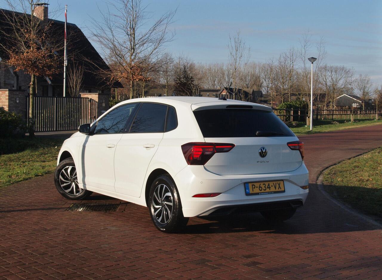 Volkswagen POLO 1.0 TSI Life Business | Automaat | Apple Carplay | Privacy Glas | Stoelverwarming | NL-Auto |