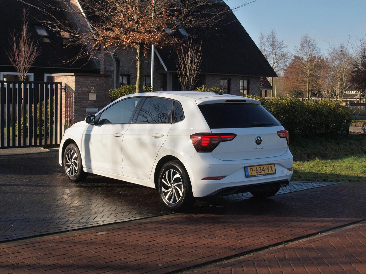 Volkswagen POLO 1.0 TSI Life Business | Automaat | Apple Carplay | Privacy Glas | Stoelverwarming | NL-Auto |