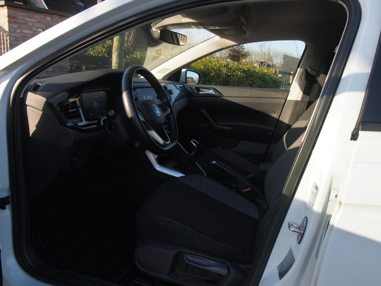 Volkswagen POLO 1.0 TSI Life Business | Apple carplay | Stoelverwarming | Parkeersensoren | Privacy Glas | NL-Auto