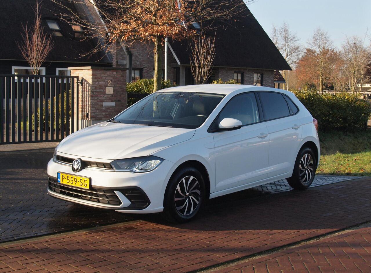 Volkswagen POLO 1.0 TSI Life Business | Apple carplay | Stoelverwarming | Parkeersensoren | Privacy Glas | NL-Auto