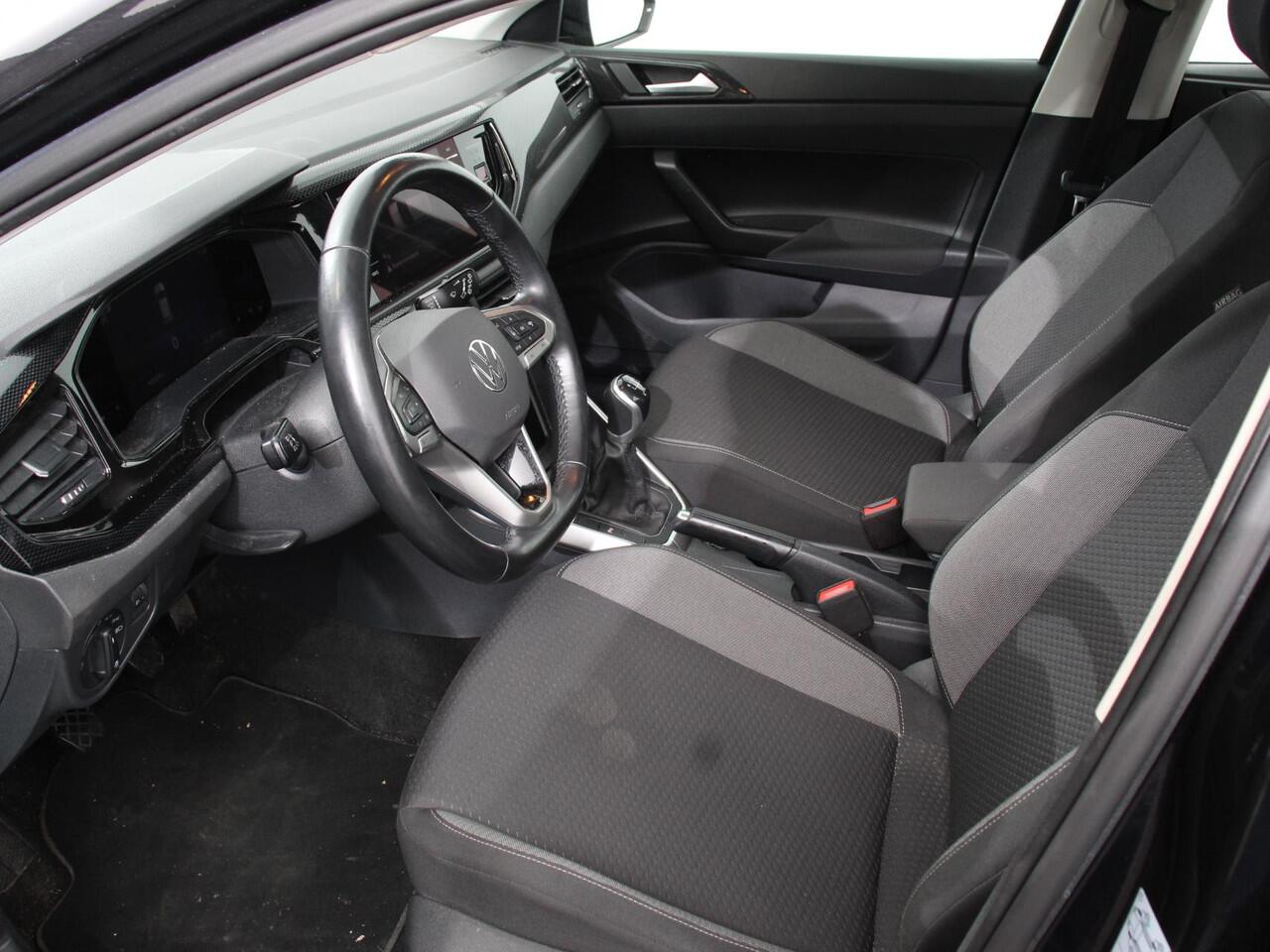 Volkswagen POLO 1.0 TSI Life | Navigatie | Digitale Cockpit | Airco | Parkeer sensoren V+A | LED | Lichtmetalen Velgen | Bluetooth | Limitter
