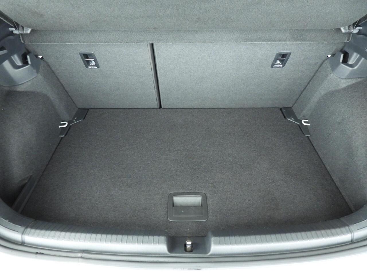 Volkswagen POLO 1.0 TSI R-Line Business | Pano | Beats Audio | Matrix LED | Camera | Stoelverwarming