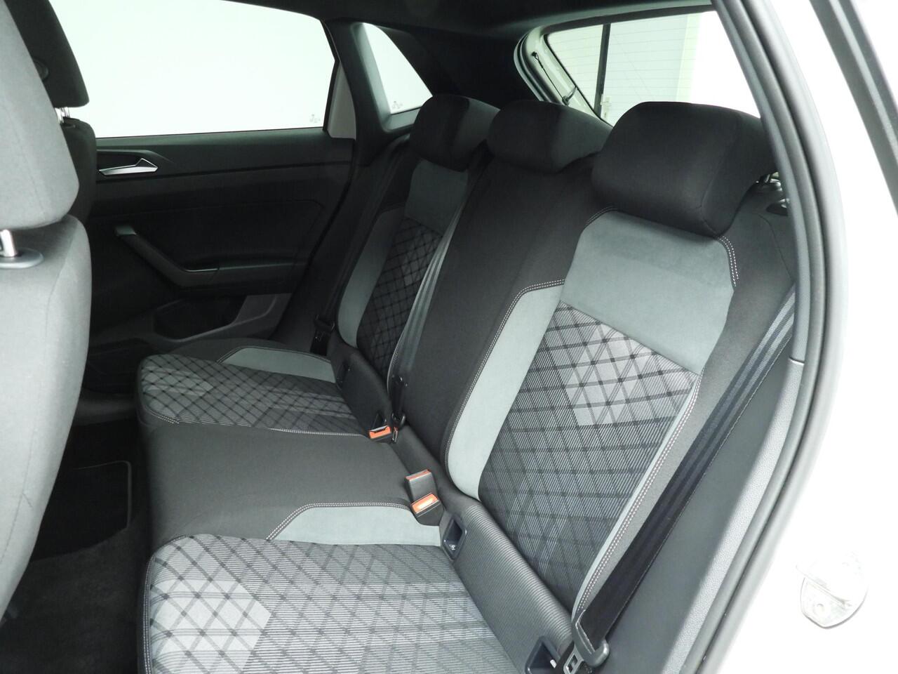 Volkswagen POLO 1.0 TSI R-Line Business | Pano | Beats Audio | Matrix LED | Camera | Stoelverwarming