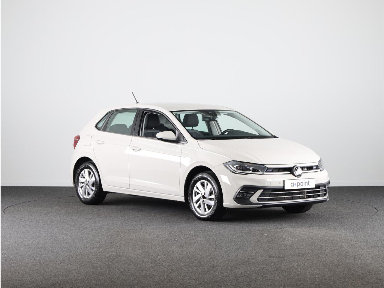 Volkswagen POLO 1.0 TSI Style 110 pk Automaat (DSG) | Navigatie via App | Trekhaak | Parkeersensoren (Park assist) | Adaptieve cruise control | Stoelverwarming | Matrix LED koplampen |