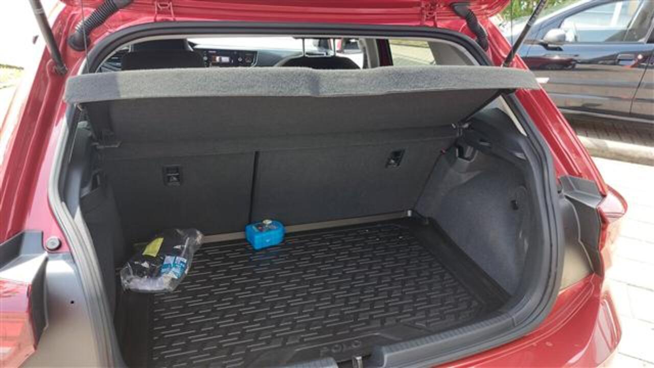 Volkswagen POLO 1.0 TSI Life Business