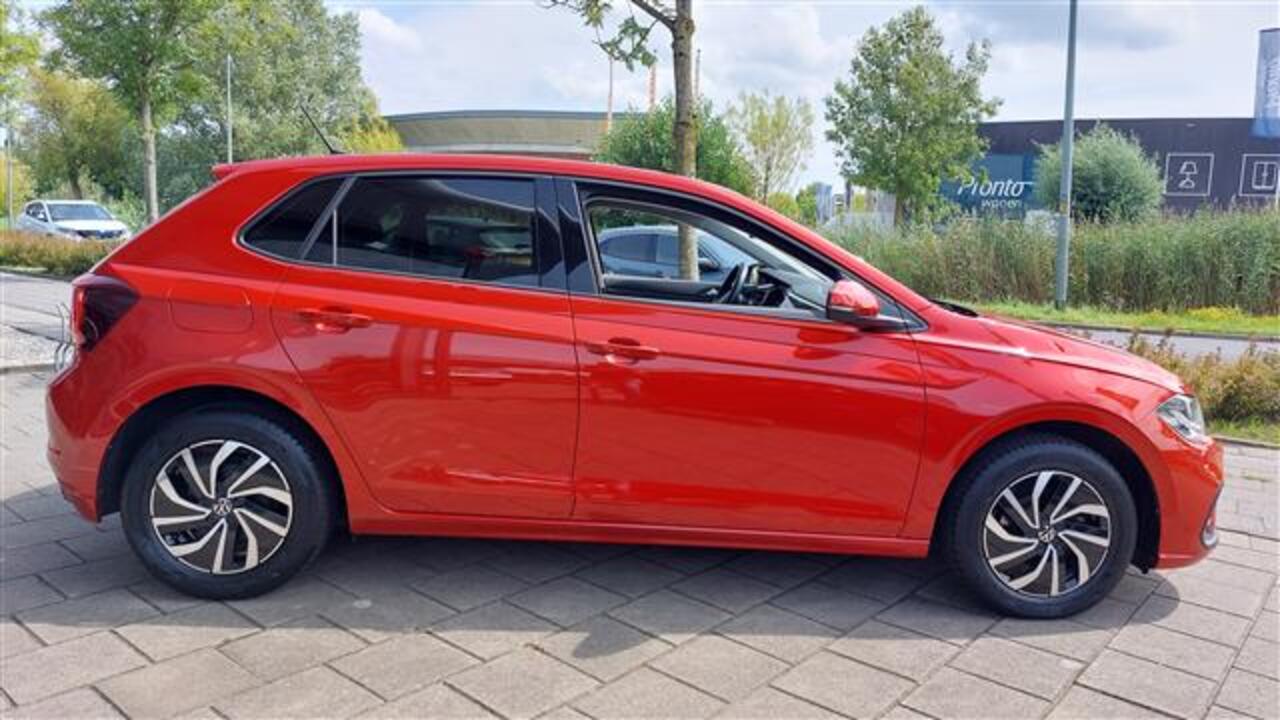 Volkswagen POLO 1.0 TSI Life Business