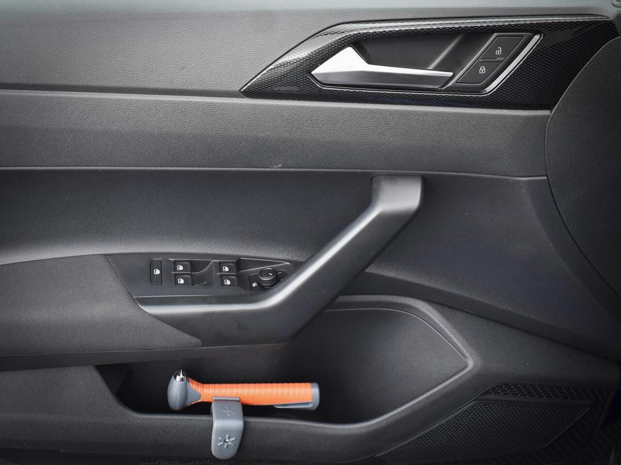 Volkswagen POLO 1.0 TSI 95pk Life · Apple/Android Car Play · Navigatie · P-Sensoren · Getint Glas · Airco · 15'' Inch · Garantie t/m 30-08-2027 of 100.000km