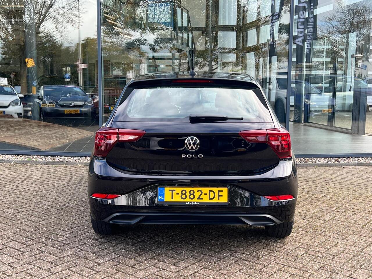 Volkswagen POLO 1.0 TSI Go | PARKEERSENSOREN V+A | DIGITAAL COCKPIT | CRUISE CONTROL | CARPLAY | LANE ASSIST | VERMOEIDHEIDSHERKENNING | INKLAPBARE SPIEGELS |